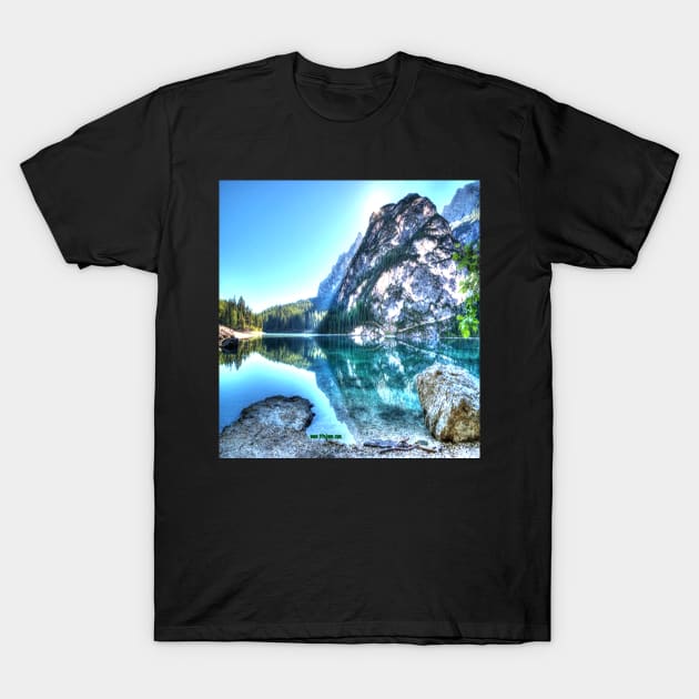 Montana T-Shirt by titojuan